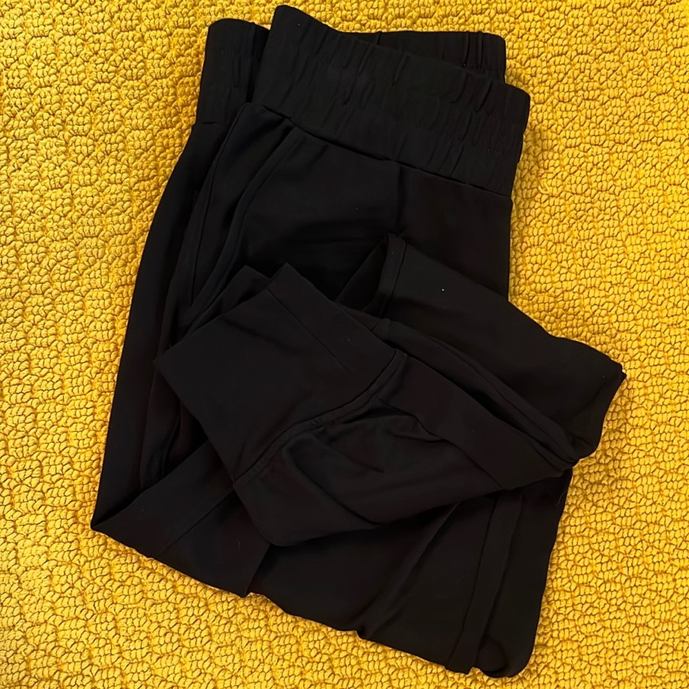 Cabi Pivot Jogger - Size S